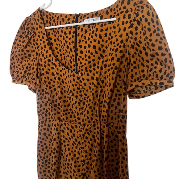 BB Dakota Leopard Puff Sleeve Dress, Size 2, Excellent condition! - Picture 8 of 12